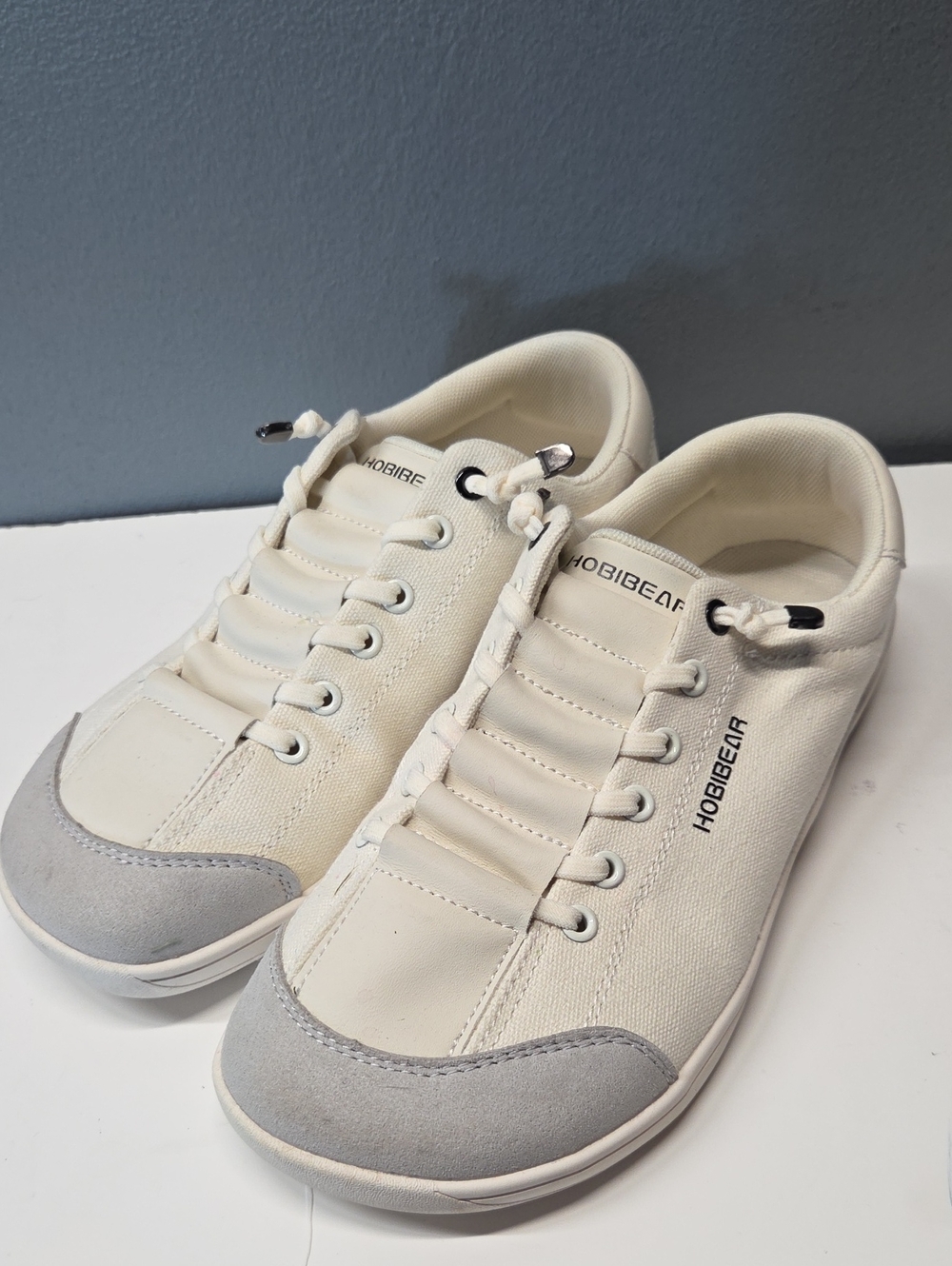 Hobibear Women's Cream Canvas Lace-Up Sneakers with Gray Toe Size 39